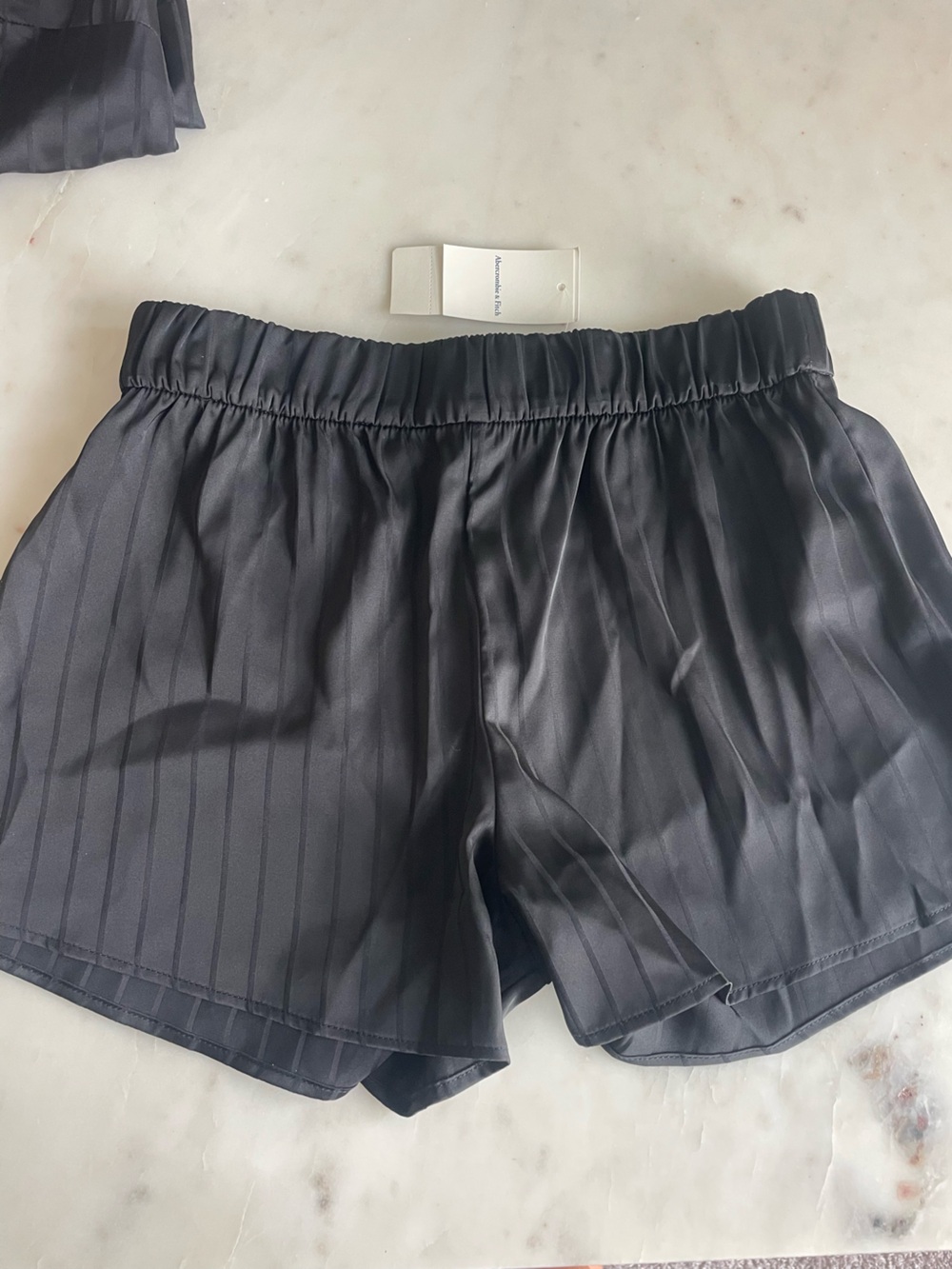 Abercrombie Women's Black Satin Shorts XXS NWT